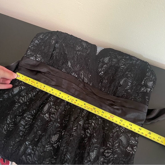 A Pea in the Pod Faux Wrap Black Lace Dress - Picture 12 of 14